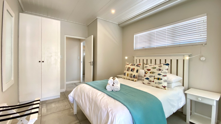 2 Bedroom Property for Sale in Elands Bay Western Cape